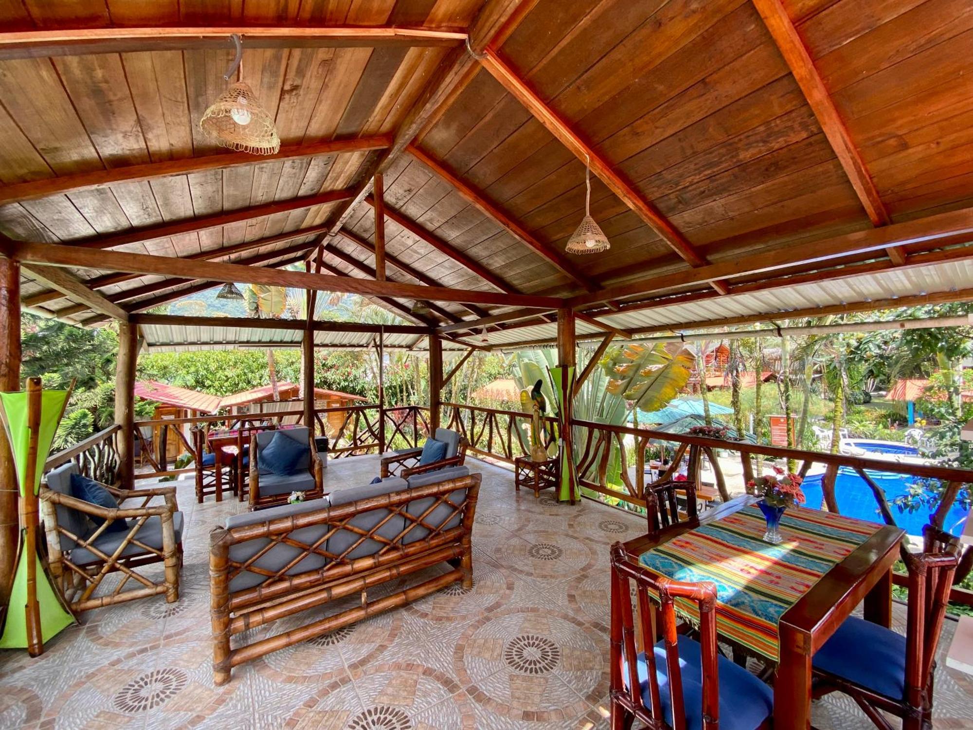 Hosteria Arasari Mindo Extérieur photo